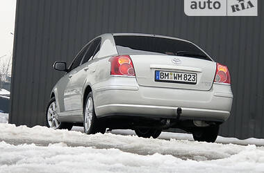 Седан Toyota Avensis 2008 в Дрогобыче