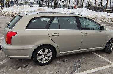 Универсал Toyota Avensis 2003 в Киеве