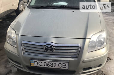 Седан Toyota Avensis 2003 в Дунаевцах