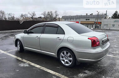 Седан Toyota Avensis 2006 в Каменском