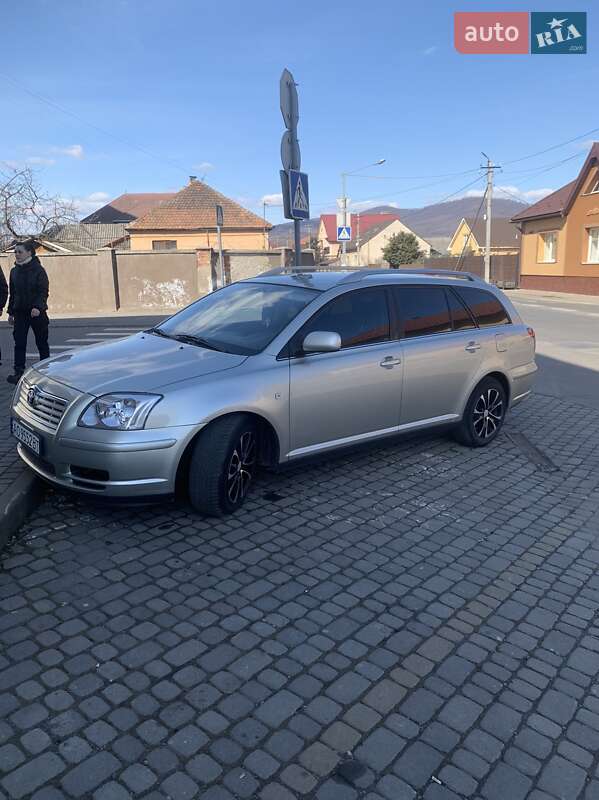 Универсал Toyota Avensis 2005 в Мукачево