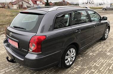 Універсал Toyota Avensis 2007 в Луцьку