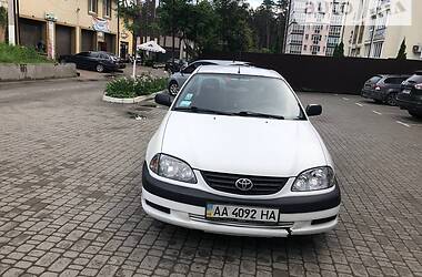 Седан Toyota Avensis 2002 в 