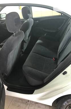 Седан Toyota Avensis 2002 в 