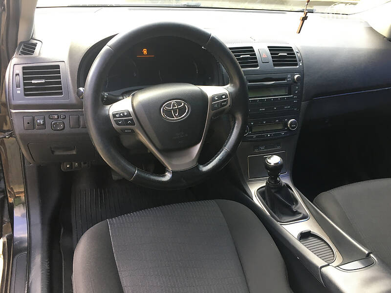 Седан Toyota Avensis 2008 в Виноградове