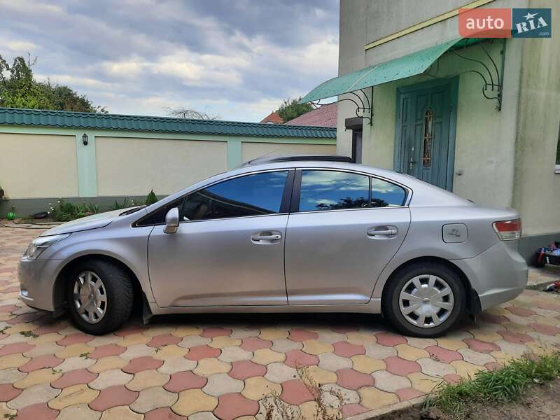 Toyota Avensis 2008