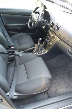 Лифтбек Toyota Avensis 2006 в Сумах