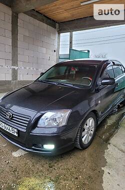 Седан Toyota Avensis 2005 в Виноградове