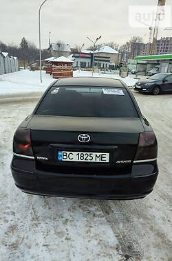 Седан Toyota Avensis 2008 в Черновцах