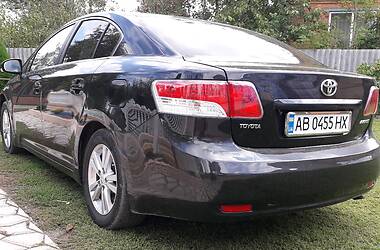 Седан Toyota Avensis 2011 в Виннице