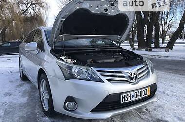 Универсал Toyota Avensis 2013 в Ровно