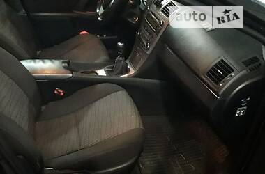 Седан Toyota Avensis 2011 в Виннице