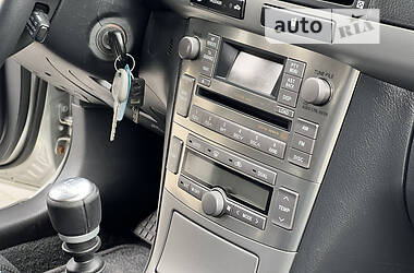 Универсал Toyota Avensis 2008 в 
