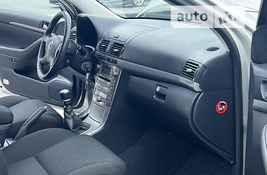 Универсал Toyota Avensis 2008 в 