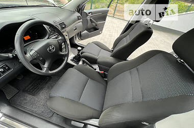 Универсал Toyota Avensis 2008 в 