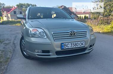 Универсал Toyota Avensis 2003 в Самборе