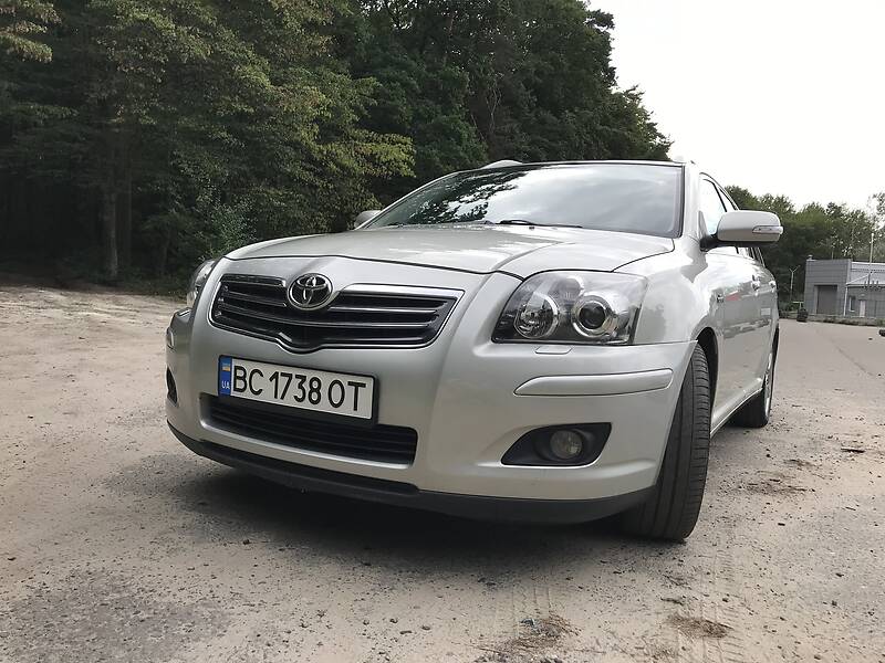 Универсал Toyota Avensis 2007 в Львове