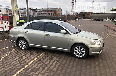 Седан Toyota Avensis 2005 в Киеве