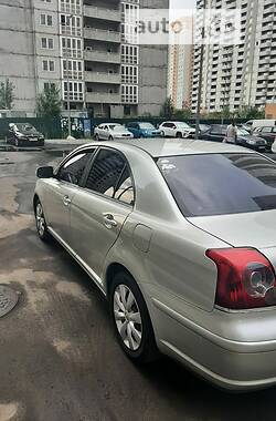 Седан Toyota Avensis 2006 в Киеве