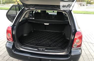 Универсал Toyota Avensis 2006 в 