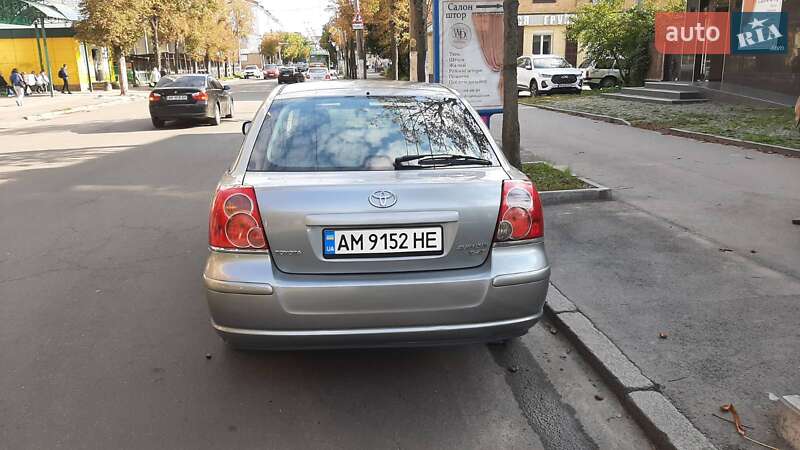 Седан Toyota Avensis 2007 в Житомире
