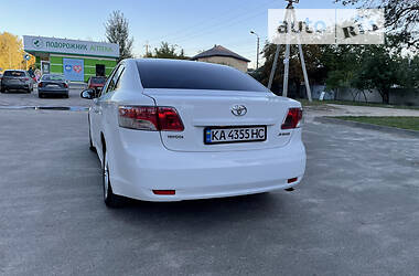 Седан Toyota Avensis 2010 в Броварах