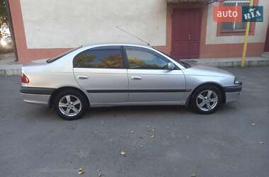 Седан Toyota Avensis 1998 в Одессе