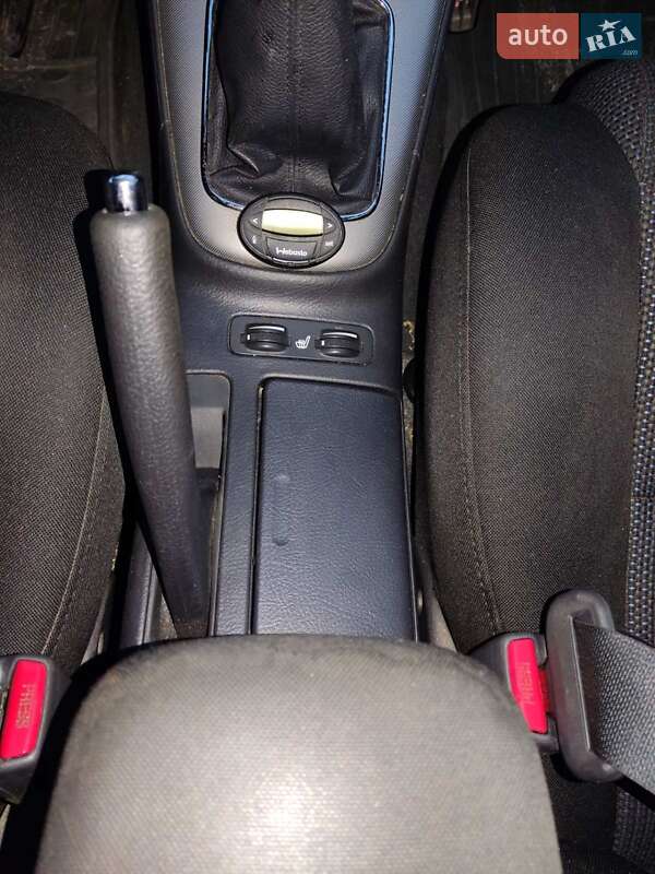 Універсал Toyota Avensis 2008 в Дрогобичі фото 16 Універсал Toyota Avensis 2008 в Дрогобичі