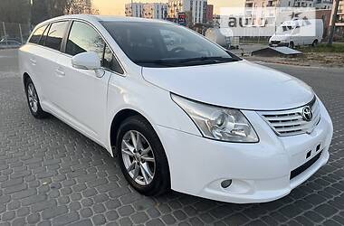 Универсал Toyota Avensis 2010 в Львове