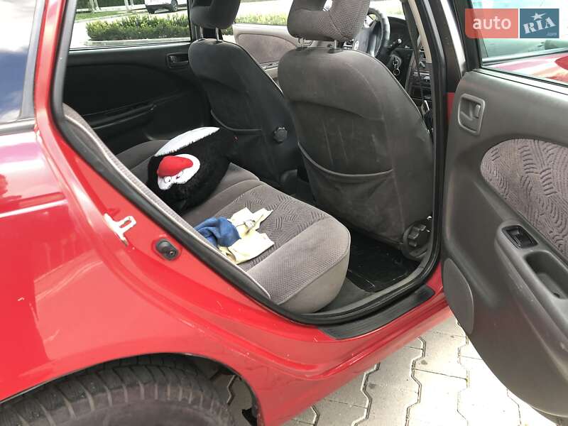 Универсал Toyota Avensis 2000 в Виннице