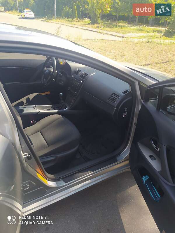 Универсал Toyota Avensis 2009 в Гадяче фото 5 Универсал Toyota Avensis 2009 в Гадяче