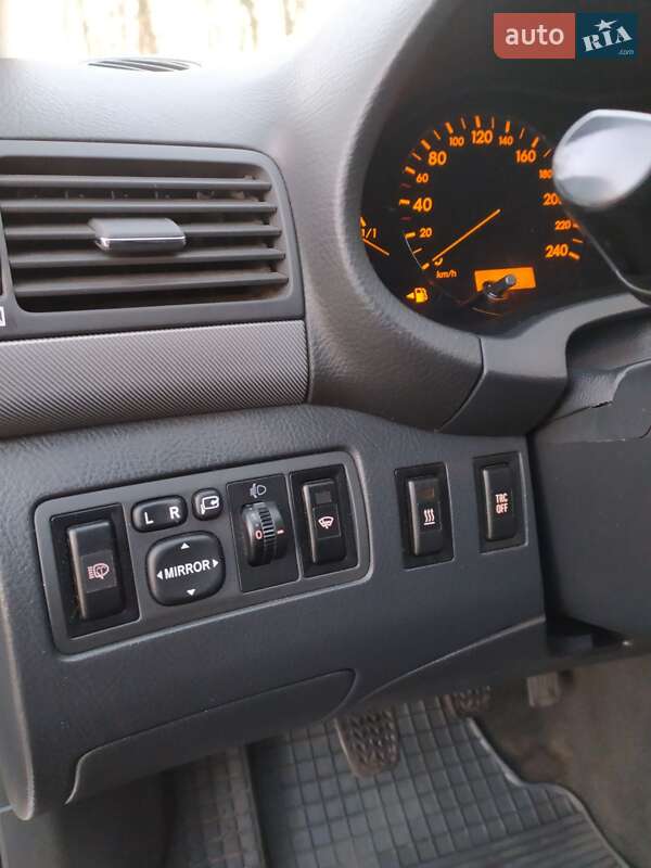 Универсал Toyota Avensis 2008 в Первомайске