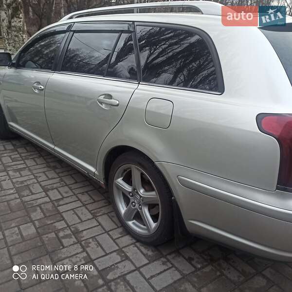 Универсал Toyota Avensis 2008 в Запорожье