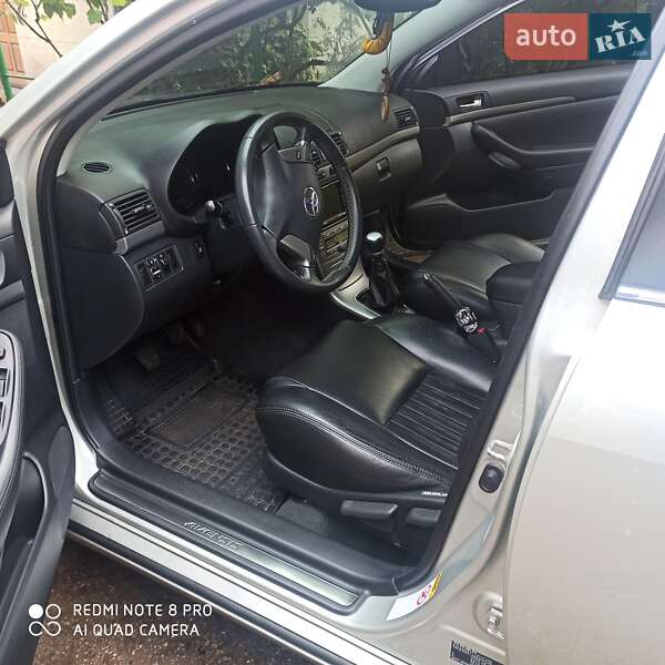 Универсал Toyota Avensis 2008 в Запорожье