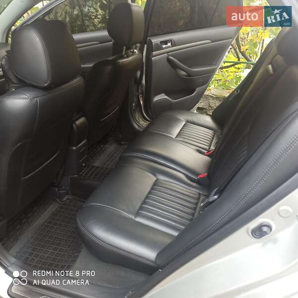 Универсал Toyota Avensis 2008 в Запорожье