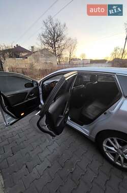 Універсал Toyota Avensis 2011 в Івано-Франківську