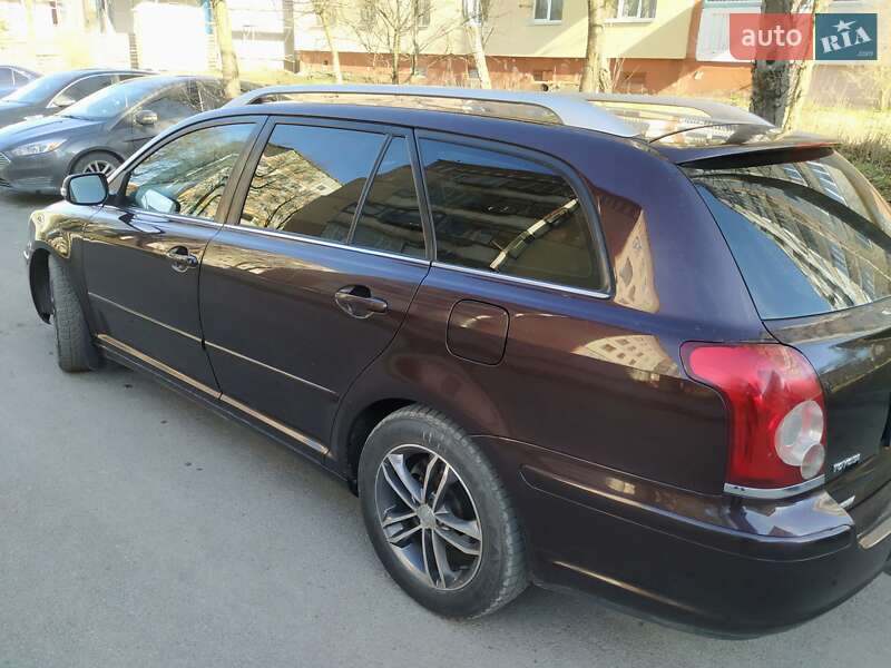 Универсал Toyota Avensis 2007 в Тернополе