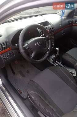 Седан Toyota Avensis 2005 в Жмеринке
