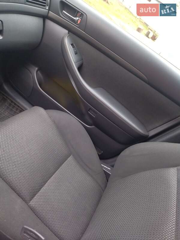 Универсал Toyota Avensis 2006 в Коломые