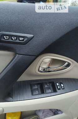 Универсал Toyota Avensis 2009 в 