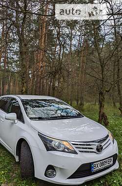 Универсал Toyota Avensis 2012 в Шепетовке