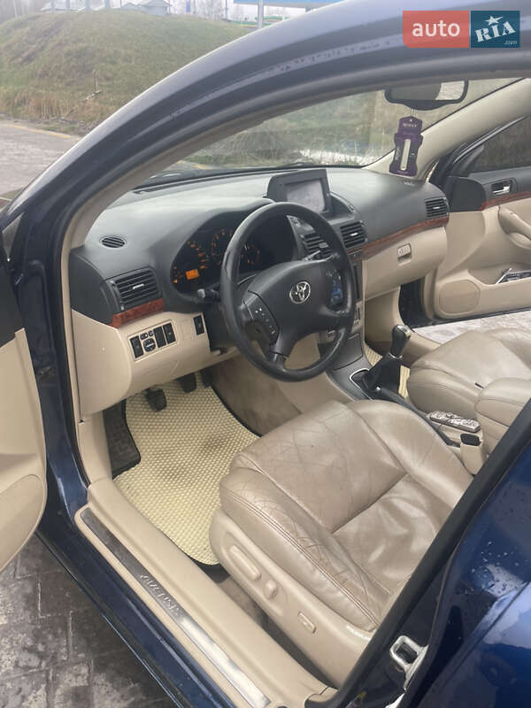 Универсал Toyota Avensis 2003 в Ратным фото 11 Универсал Toyota Avensis 2003 в Ратным