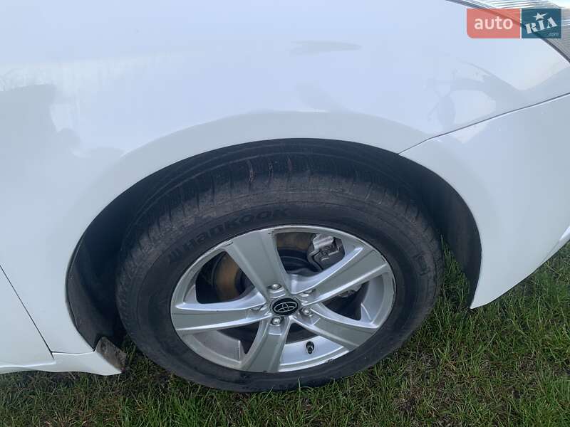 Седан Toyota Avensis 2010 в Одессе