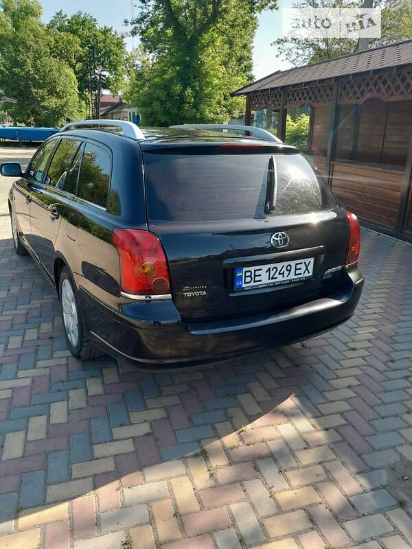 Універсал Toyota Avensis 2003 в Вознесенську