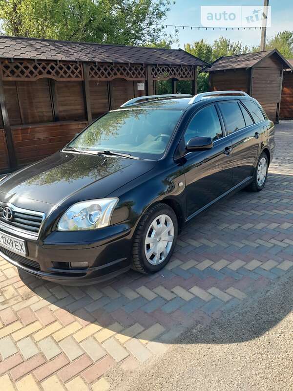 Універсал Toyota Avensis 2003 в Вознесенську
