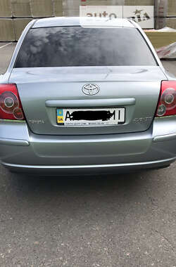 Седан Toyota Avensis 2008 в Киеве