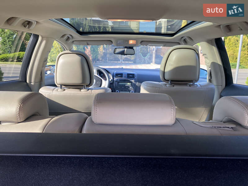 Універсал Toyota Avensis 2010 в Ужгороді