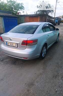 Седан Toyota Avensis 2009 в Никополе