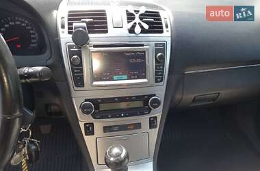 Универсал Toyota Avensis 2012 в 