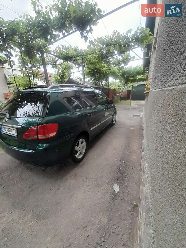 Универсал Toyota Avensis 2001 в Ужгороде фото 8 Универсал Toyota Avensis 2001 в Ужгороде